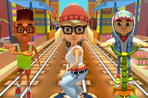 Train subway surfers